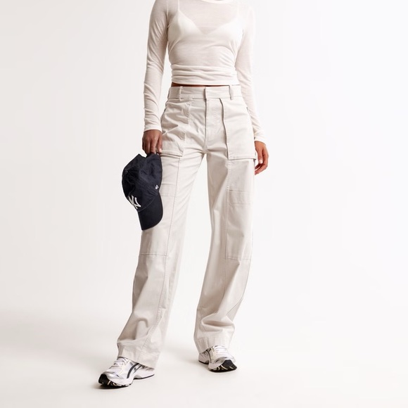 Abercrombie & Fitch Mid Rise Barrel Utility Pants Cream Straight Leg 25S NWT - Picture 1 of 11